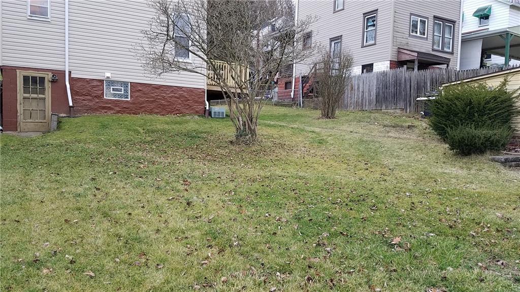 13 Spring Street Etna, PA 15223 - Photo 15 of 25 Back yard