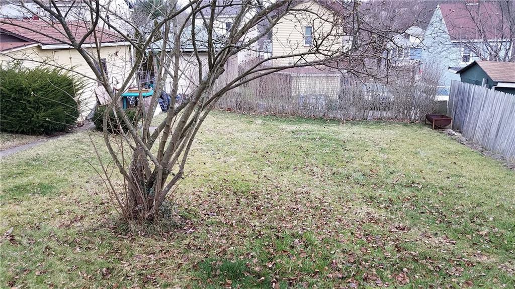 13 Spring Street Etna, PA 15223 - Photo 17 of 25 Yard