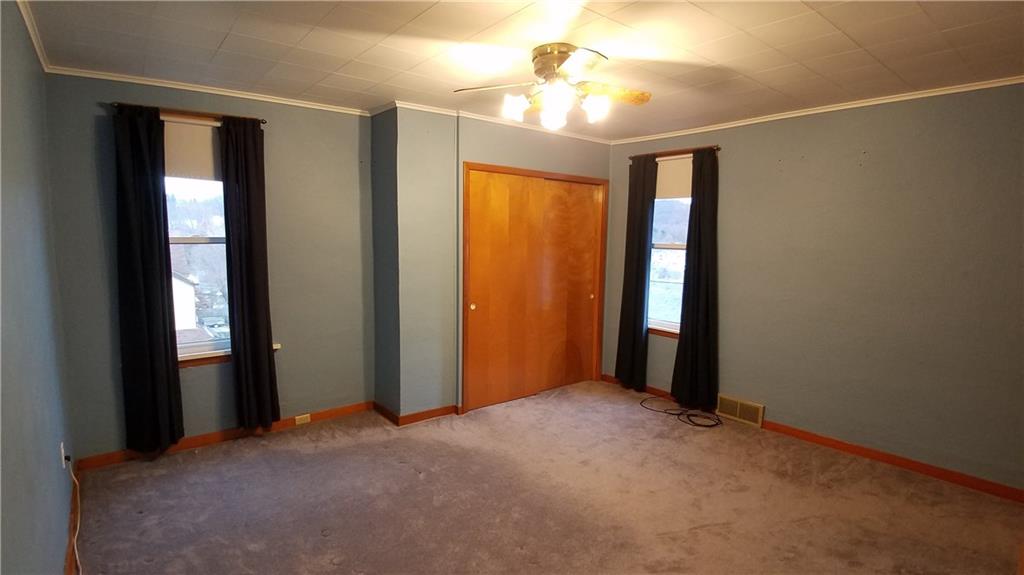 13 Spring Street Etna, PA 15223 - Photo 9 of 25 Bedroom 1