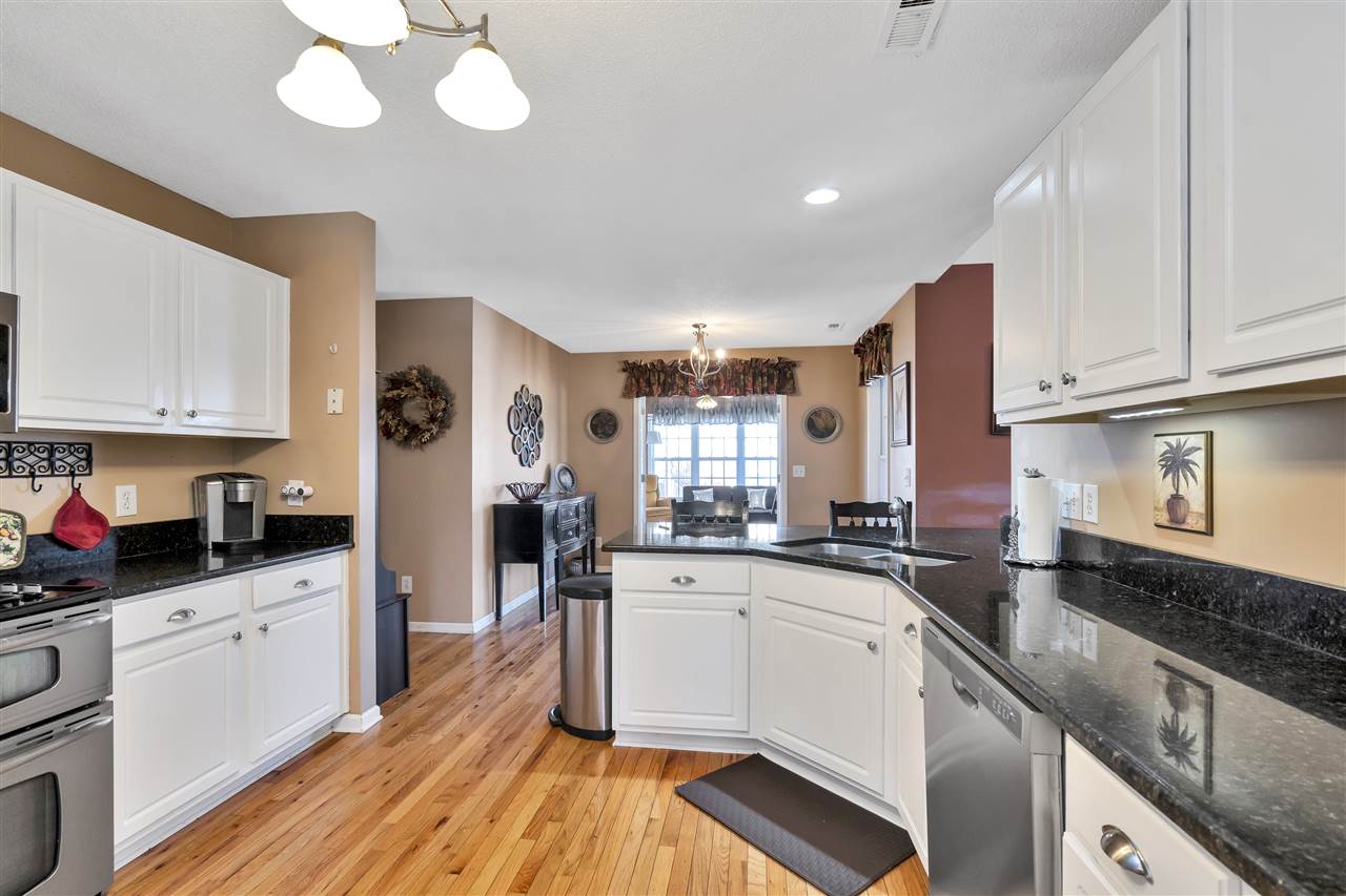 379 West Autumn Ridge Road Moore, SC 29369 - Photo 3 of 36 Gallery Image 3