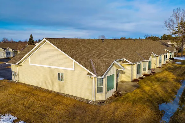 $258,500 | 732 31st Street Northwest, Bemidji, MN 56601