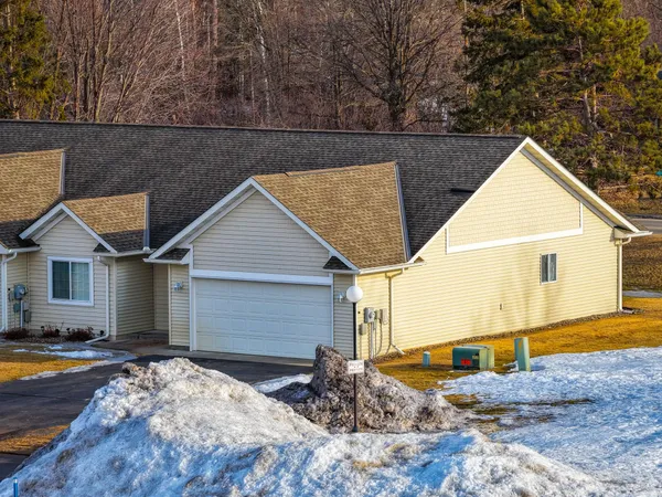 $258,500 | 732 31st Street Northwest, Bemidji, MN 56601