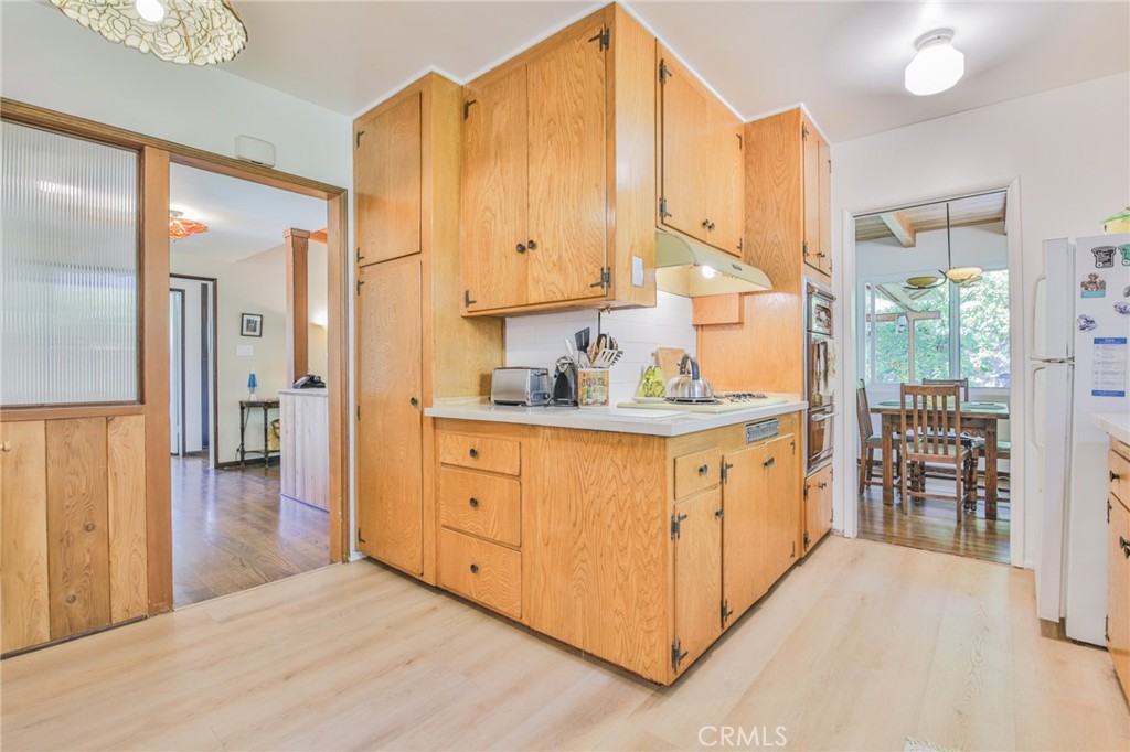 14537 Gandesa Road La Mirada, CA 90638 - Photo 15 of 41 Kitchen