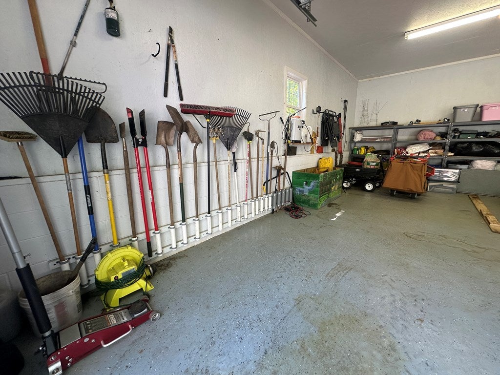 358 Round Hill Road Fancy Gap, VA 24328 - Photo 39 of 52 Gallery Image 39