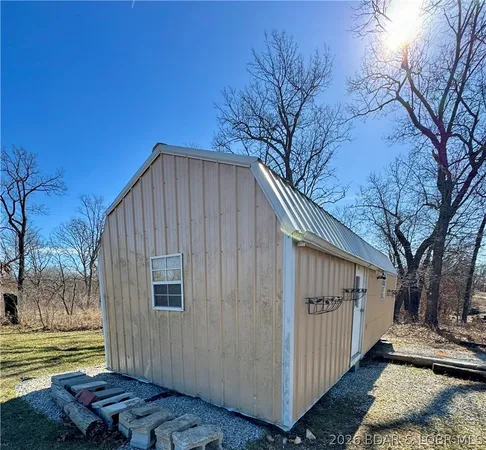 $160,000 | 11684 Forest Drive, Versailles, MO 65084