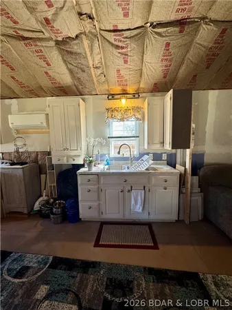 $160,000 | 11684 Forest Drive, Versailles, MO 65084