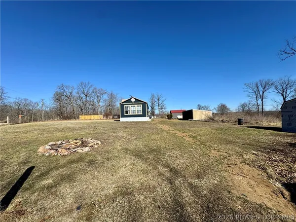$160,000 | 11684 Forest Drive, Versailles, MO 65084