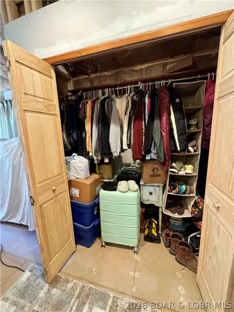 $160,000 | 11684 Forest Drive, Versailles, MO 65084