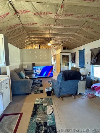 $160,000 | 11684 Forest Drive, Versailles, MO 65084