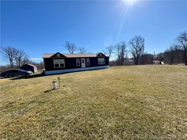 $160,000 | 11684 Forest Drive, Versailles, MO 65084