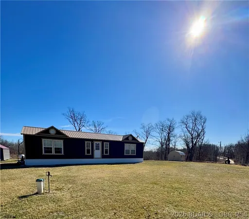 $160,000 | 11684 Forest Drive, Versailles, MO 65084