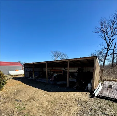 $160,000 | 11684 Forest Drive, Versailles, MO 65084