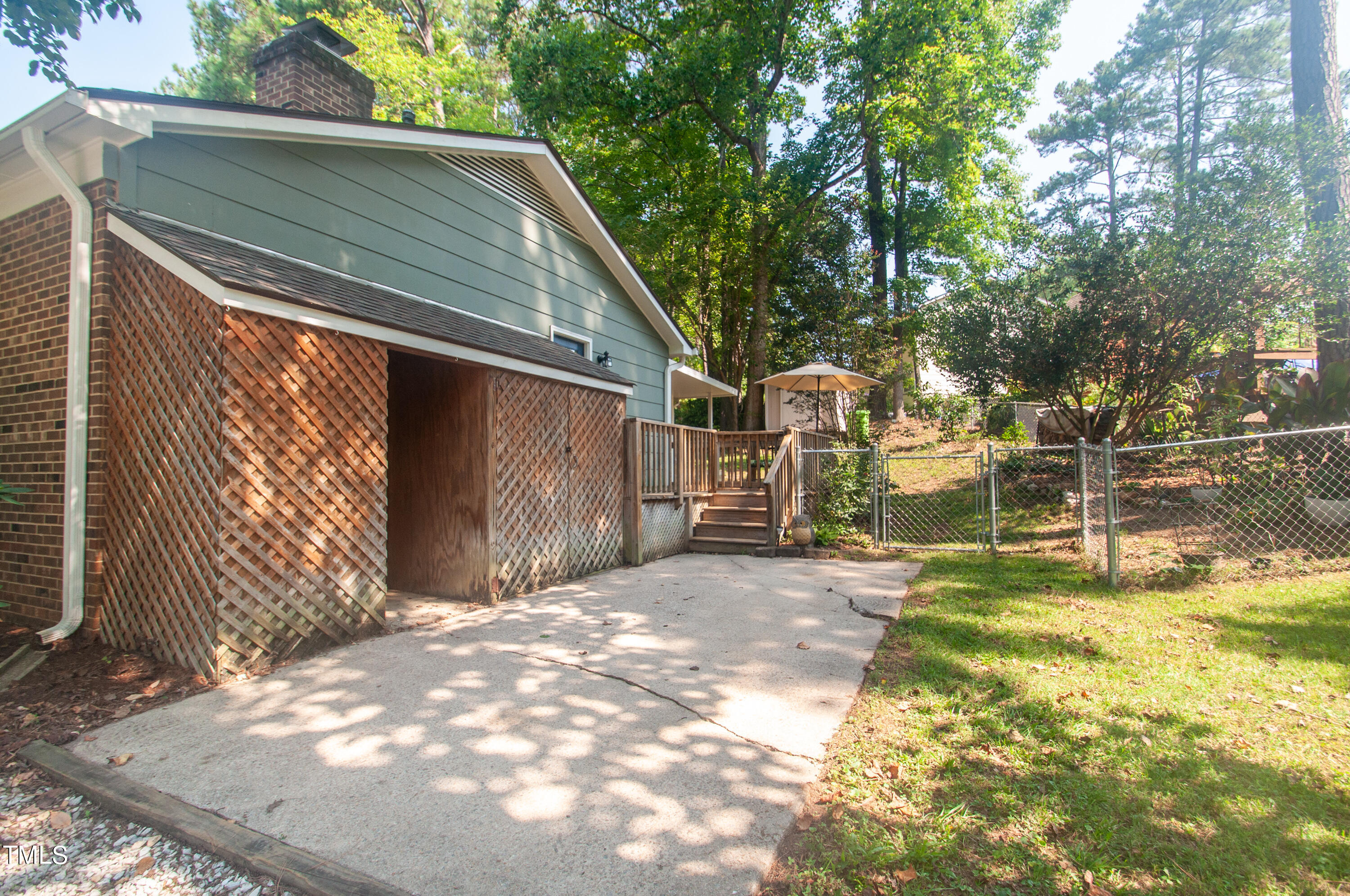 5817 Caledonia Street Raleigh, NC 27609 - Photo 30 of 46 Parking pad