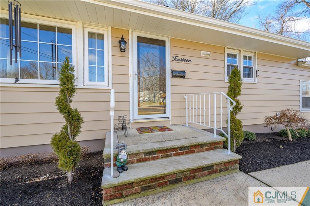 14 Sine Road Edison, NJ 08817 - Photo 3 of 33 a house with a outdoor space