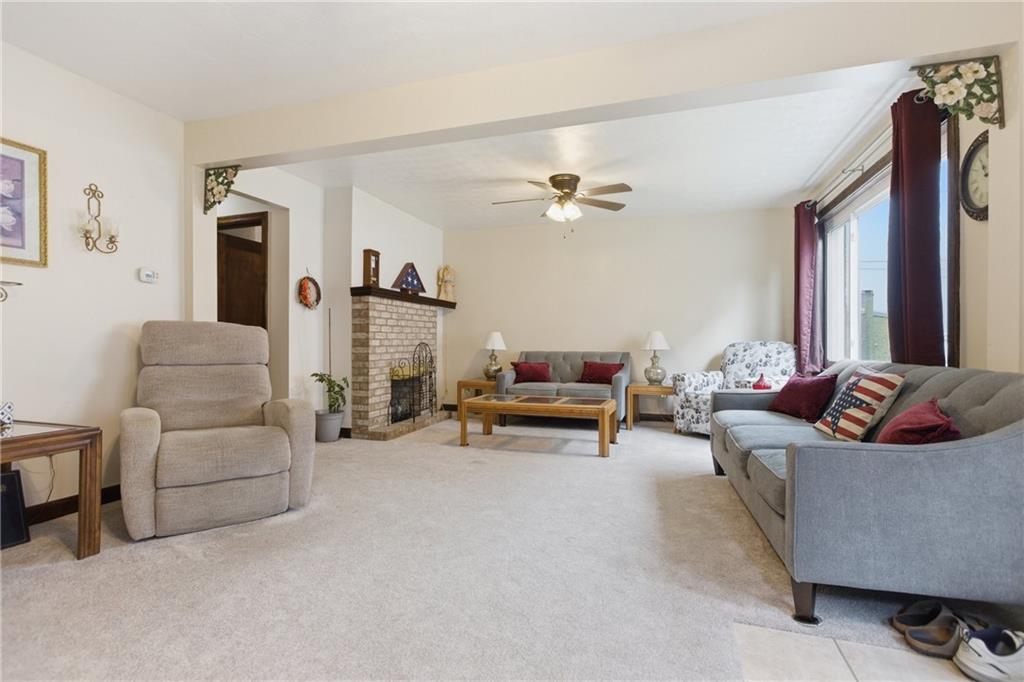 45 West Willock Road Pittsburgh, PA 15227 - Photo 5 of 26 Gallery Image 5
