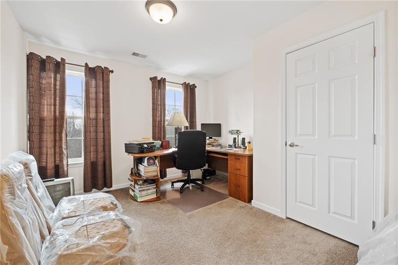 327 Maple Ridge Drive Canonsburg, PA 15317 - Photo 21 of 21 Gallery Image 21