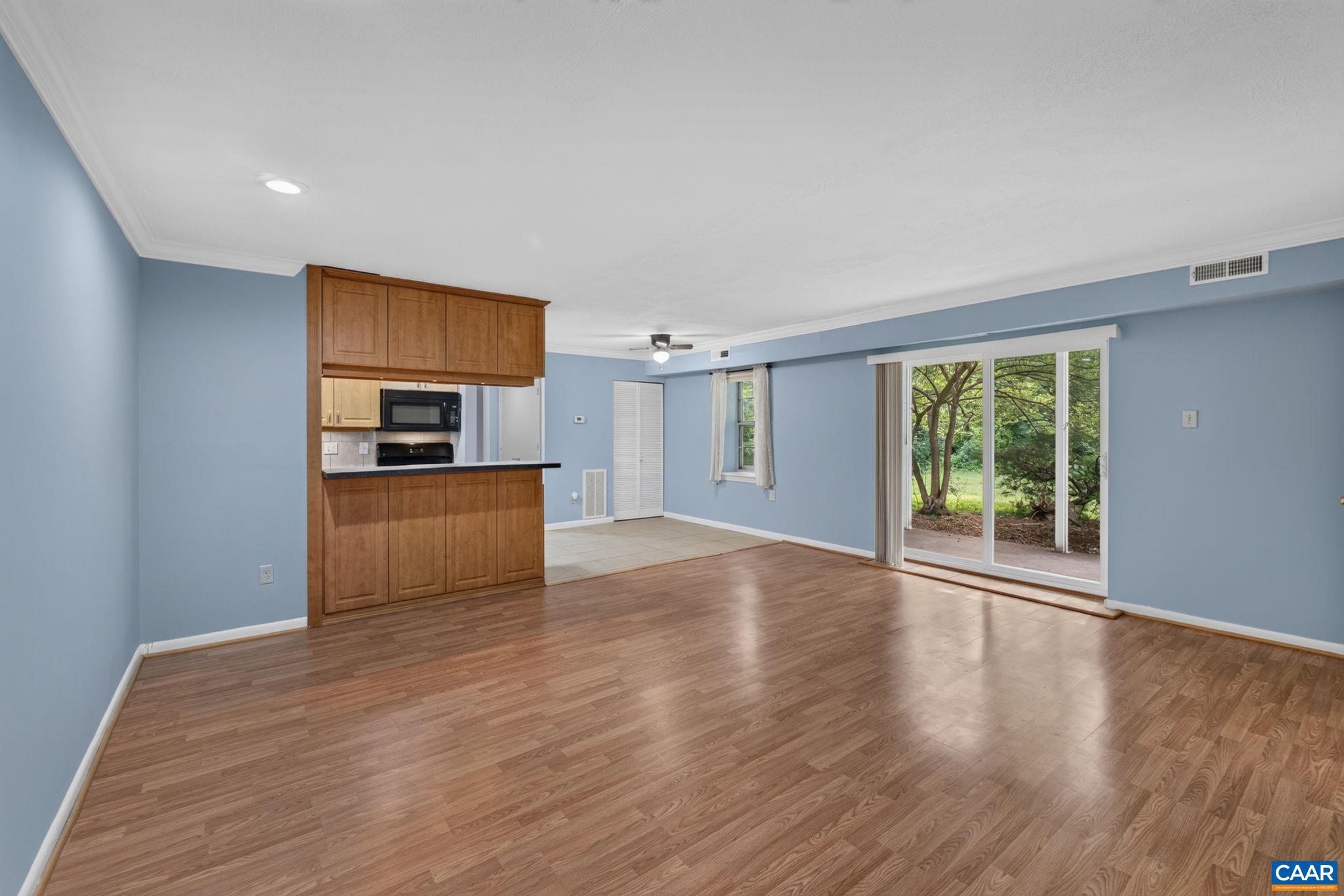 545 Burgoyne Road, Unit 2 Charlottesville, VA 22901 - Photo 4 of 25