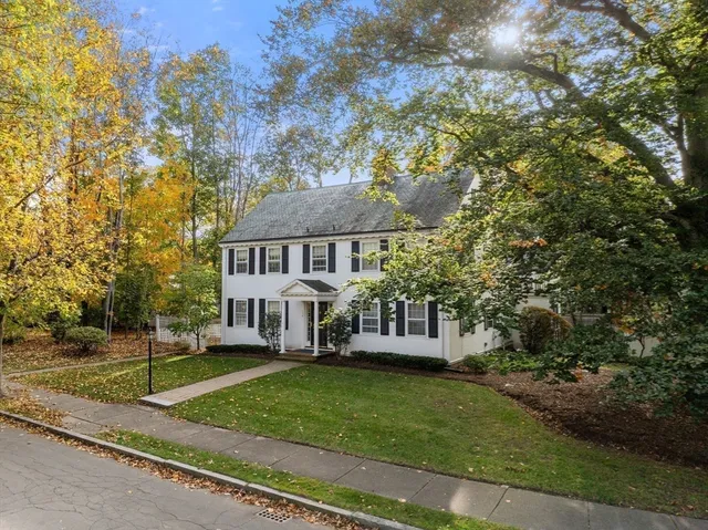 $2,499,000 | 138 Waban Avenue, Newton, MA 02468