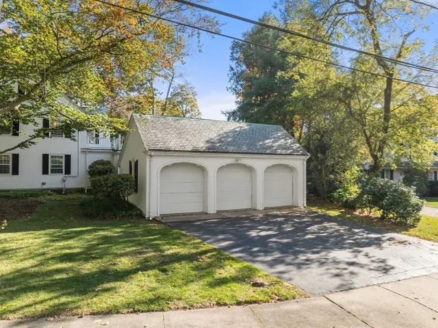 $2,499,000 | 138 Waban Avenue, Newton, MA 02468