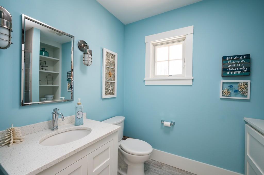 109 Damons Point Road Marshfield, MA 02050 - Photo 14 of 42 Gallery Image 14