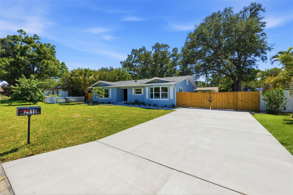 2310 Harrison Drive Dunedin, FL 34698 - Photo 3 of 46