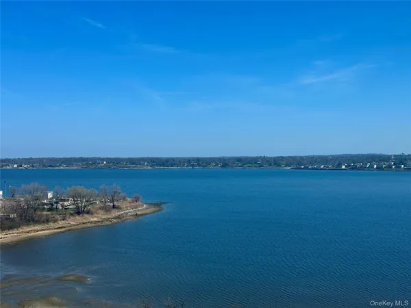 $758,000 | 18-15 215th Street, Unit 15F | Bay Terrace