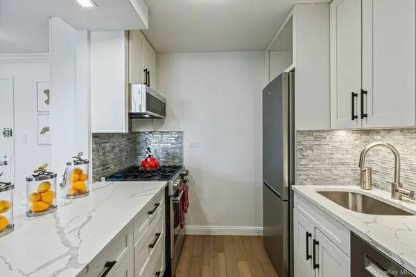 $758,000 | 18-15 215th Street, Unit 15F | Bay Terrace