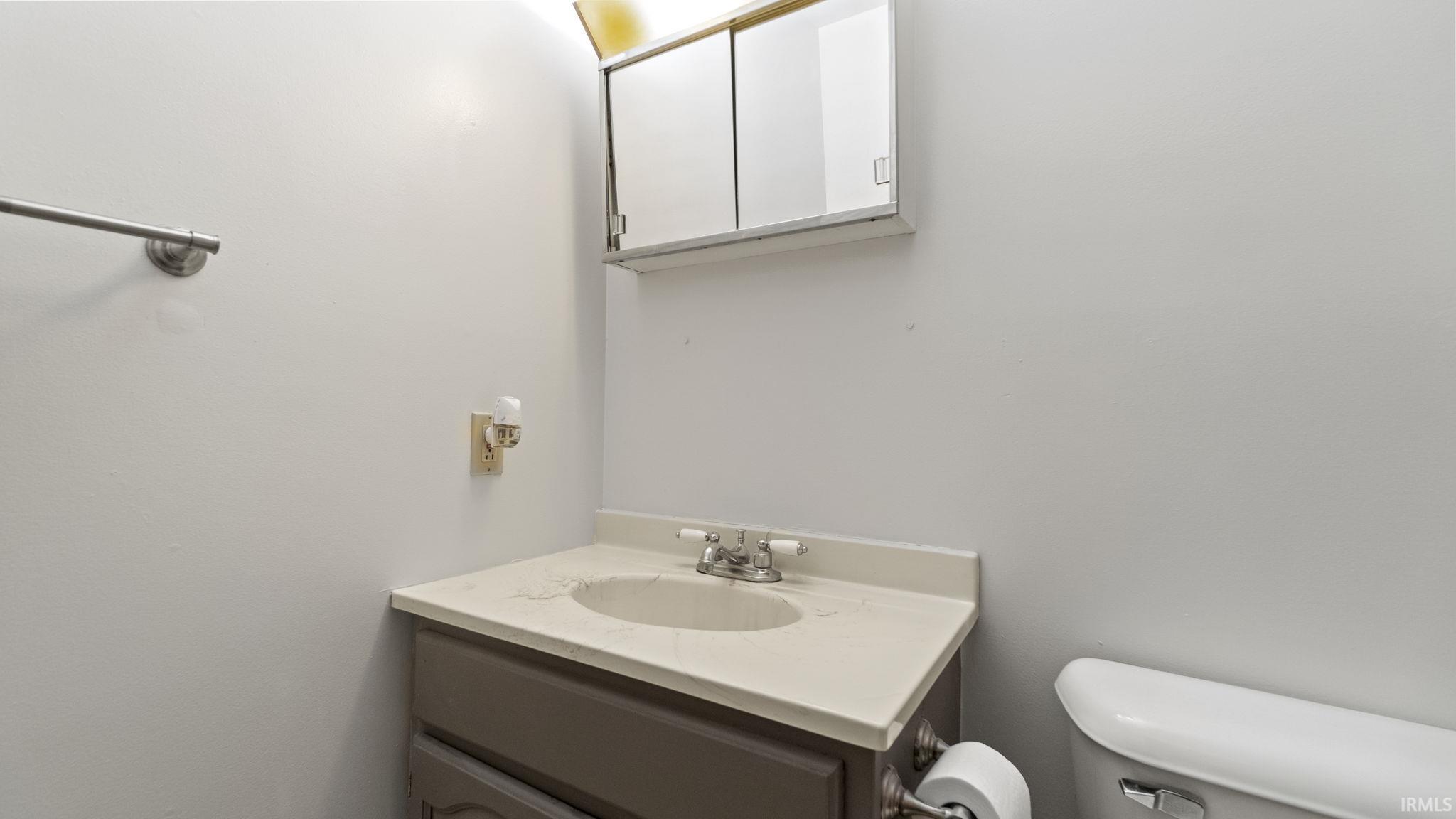 22609 Rupp Street Woodburn, IN 46797 - Photo 6 of 17 Gallery Image 6