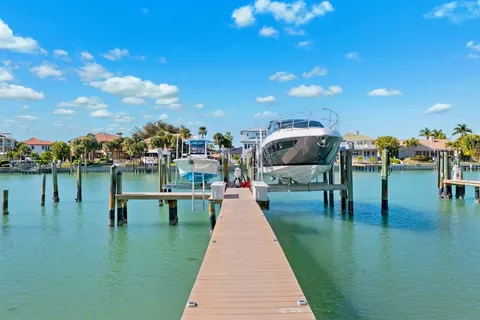 $1,950,000 | 740 Pinellas Bayway South, Tierra Verde, FL 33715