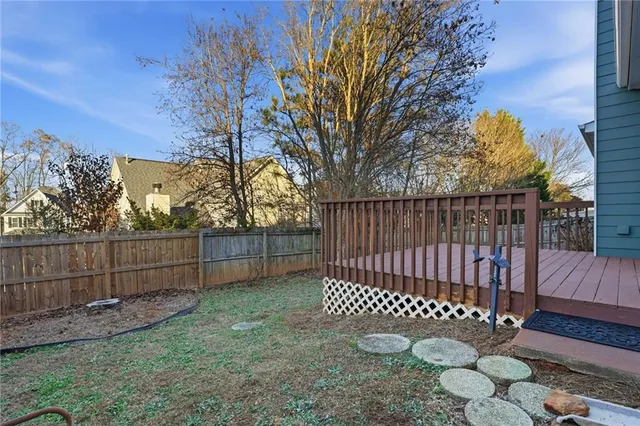 a picture of a wall with a white wall