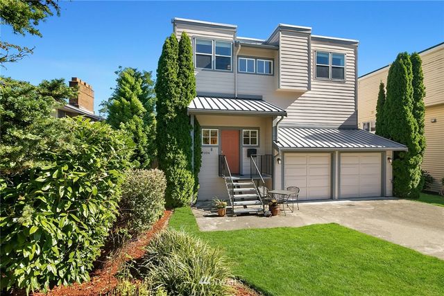 $1,000,000 | 7006 Brighton Lane South, Seattle, WA 98118