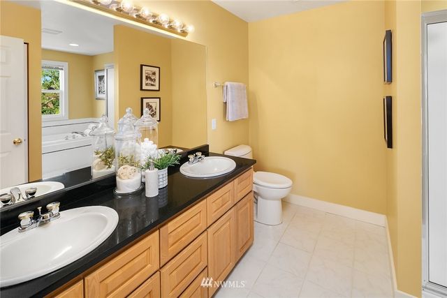 $1,000,000 | 7006 Brighton Lane South, Seattle, WA 98118