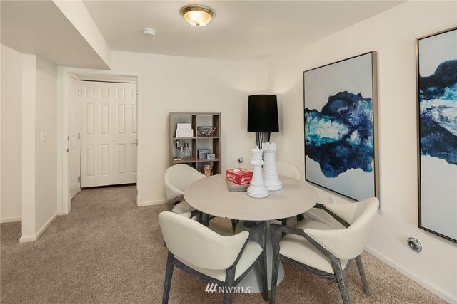 $1,000,000 | 7006 Brighton Lane South, Seattle, WA 98118