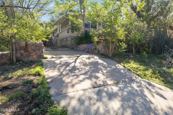 $450,000 | 337 South Pleasant Street, Prescott, AZ 86303