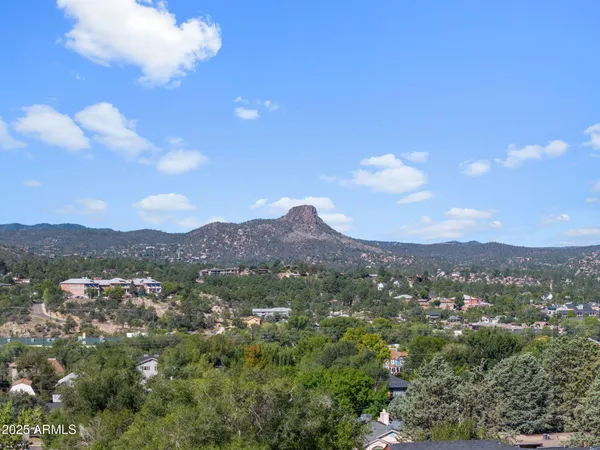 $450,000 | 337 South Pleasant Street, Prescott, AZ 86303