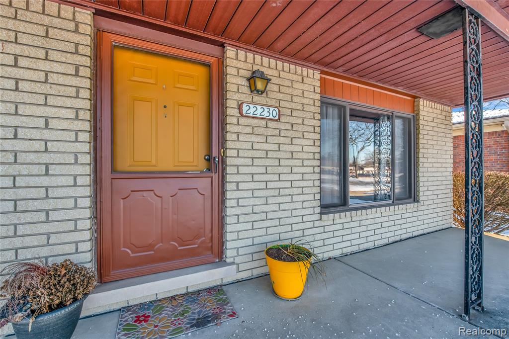 22230 Kelly Road Eastpointe, MI 48021 - Photo 5 of 29
