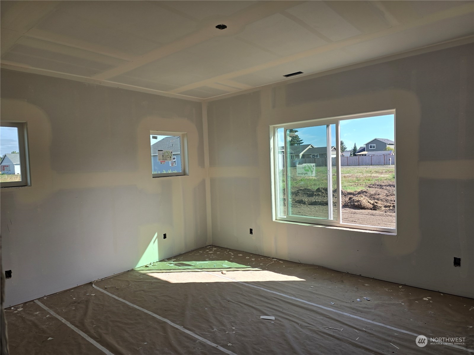 9243 179th Lane Southwest Rochester, WA 98579 - Photo 7 of 11