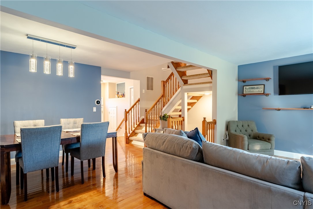 4625 Regiment Way Manlius, NY 13104 - Photo 13 of 33