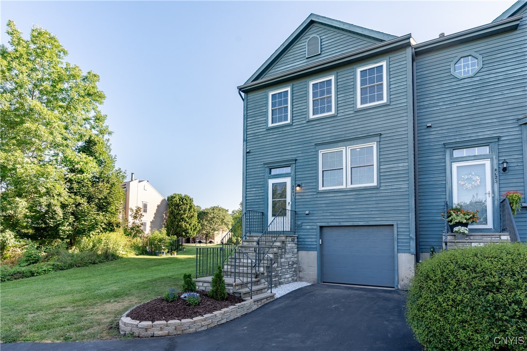 4625 Regiment Way Manlius, NY 13104 - Photo 32 of 33