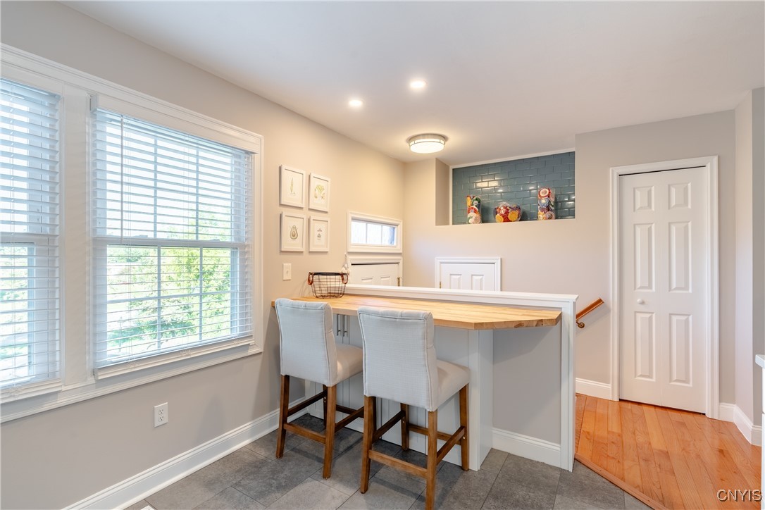 4625 Regiment Way Manlius, NY 13104 - Photo 4 of 33