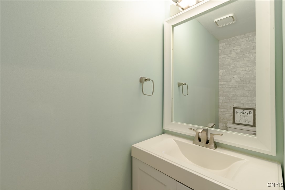 4625 Regiment Way Manlius, NY 13104 - Photo 7 of 33