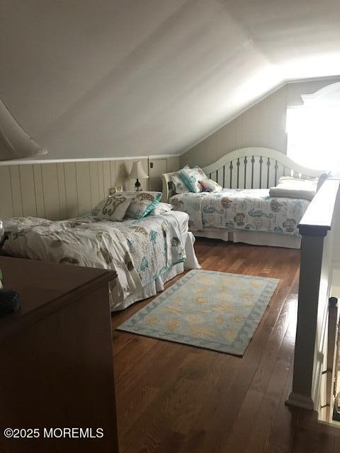 508 Passaic Avenue Spring Lake, NJ 07762 - Photo 13 of 18 a bedroom with two beds and a walk in closet