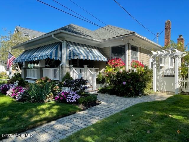 508 Passaic Avenue Spring Lake, NJ 07762 - Photo 2 of 18 a view of a house with a garden