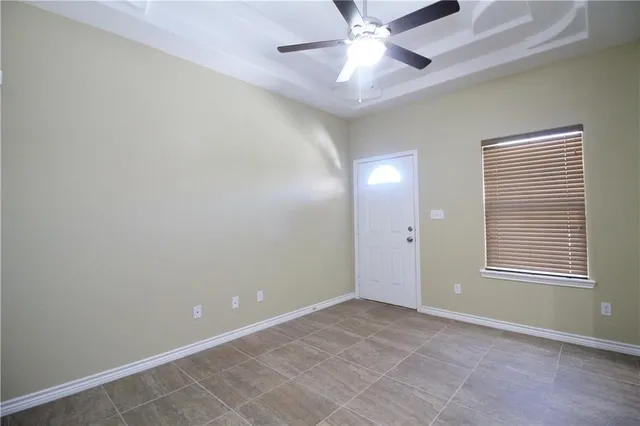 $900,000 | 724 West Kleberg Avenue, Kingsville, TX 78363