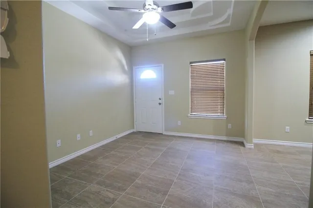 $900,000 | 724 West Kleberg Avenue, Kingsville, TX 78363