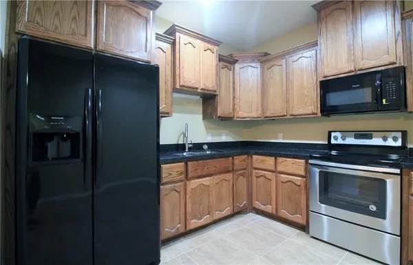 $900,000 | 724 West Kleberg Avenue, Kingsville, TX 78363