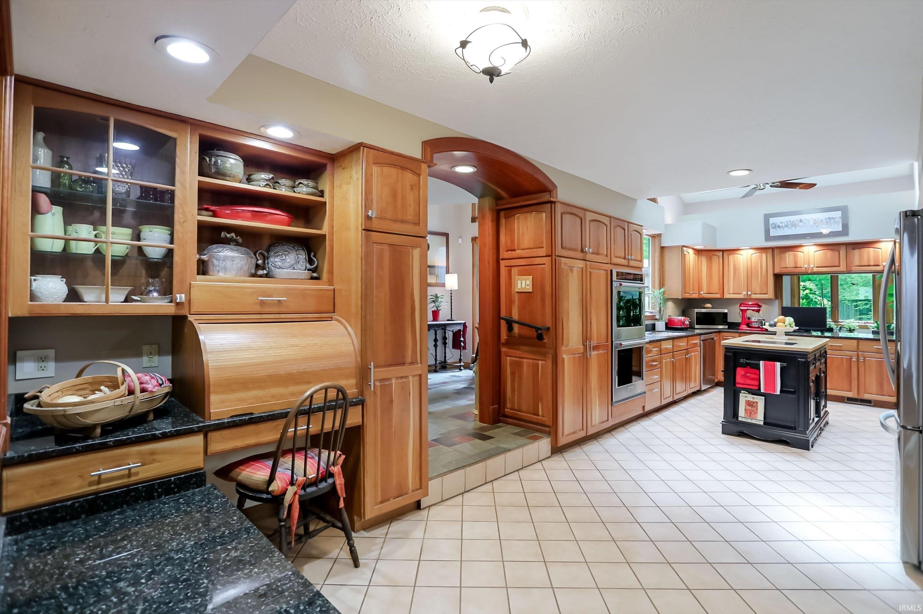 3555 East Ramp Creek Road Bloomington, IN 47401 - Photo 5 of 36