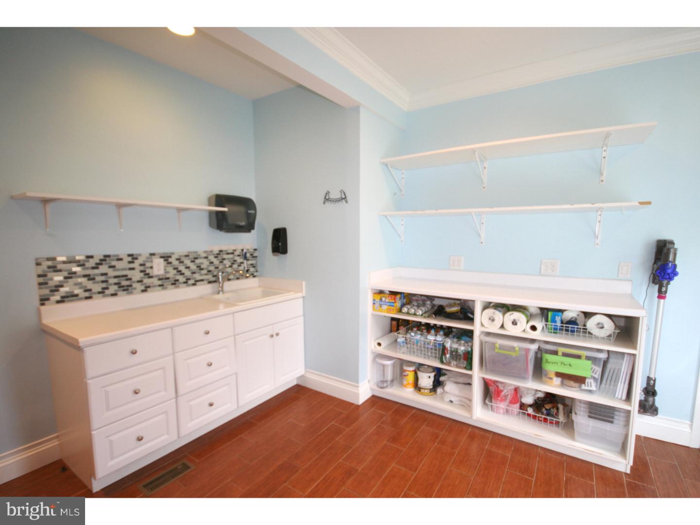 985 7 Oaks Road Chester Springs, PA 19425 - Photo 20 of 25 Laundry Room