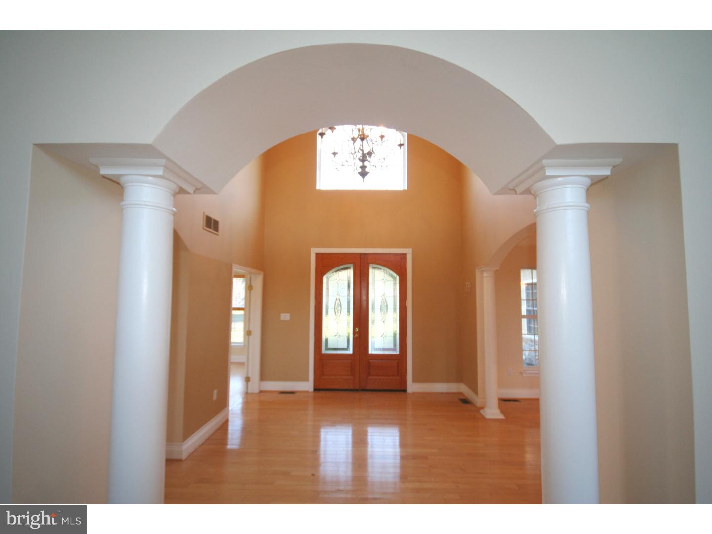985 7 Oaks Road Chester Springs, PA 19425 - Photo 7 of 25 Foyer