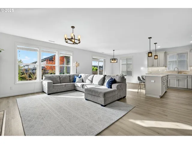 $599,950 | 6207 Northeast 133rd Way, Vancouver, WA 98686